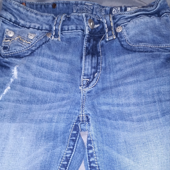 Miss Me Capri - Picture 2 of 5